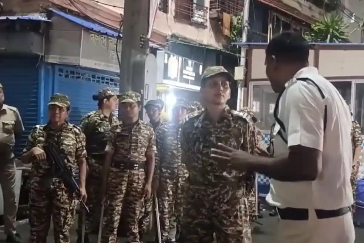 West Bengal News: कालीघाट स्थित घर के बाहर बढ़ी सुरक्षा, बारुईपुर जाने की चर्चा पर नजर