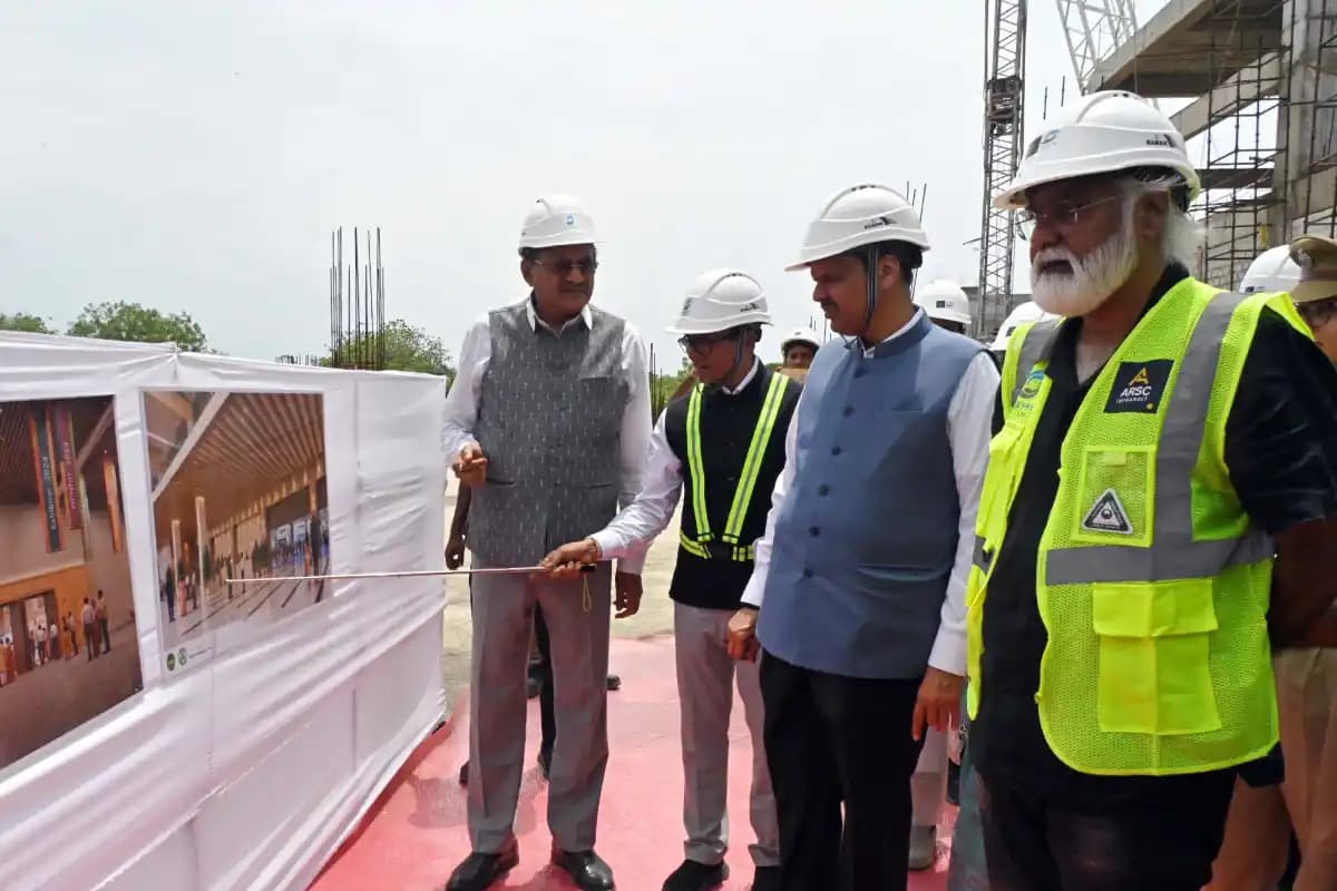 नागपुर में बन रहे देश के सबसे बड़े कृषि सम्मेलन केंद्र की प्रगति