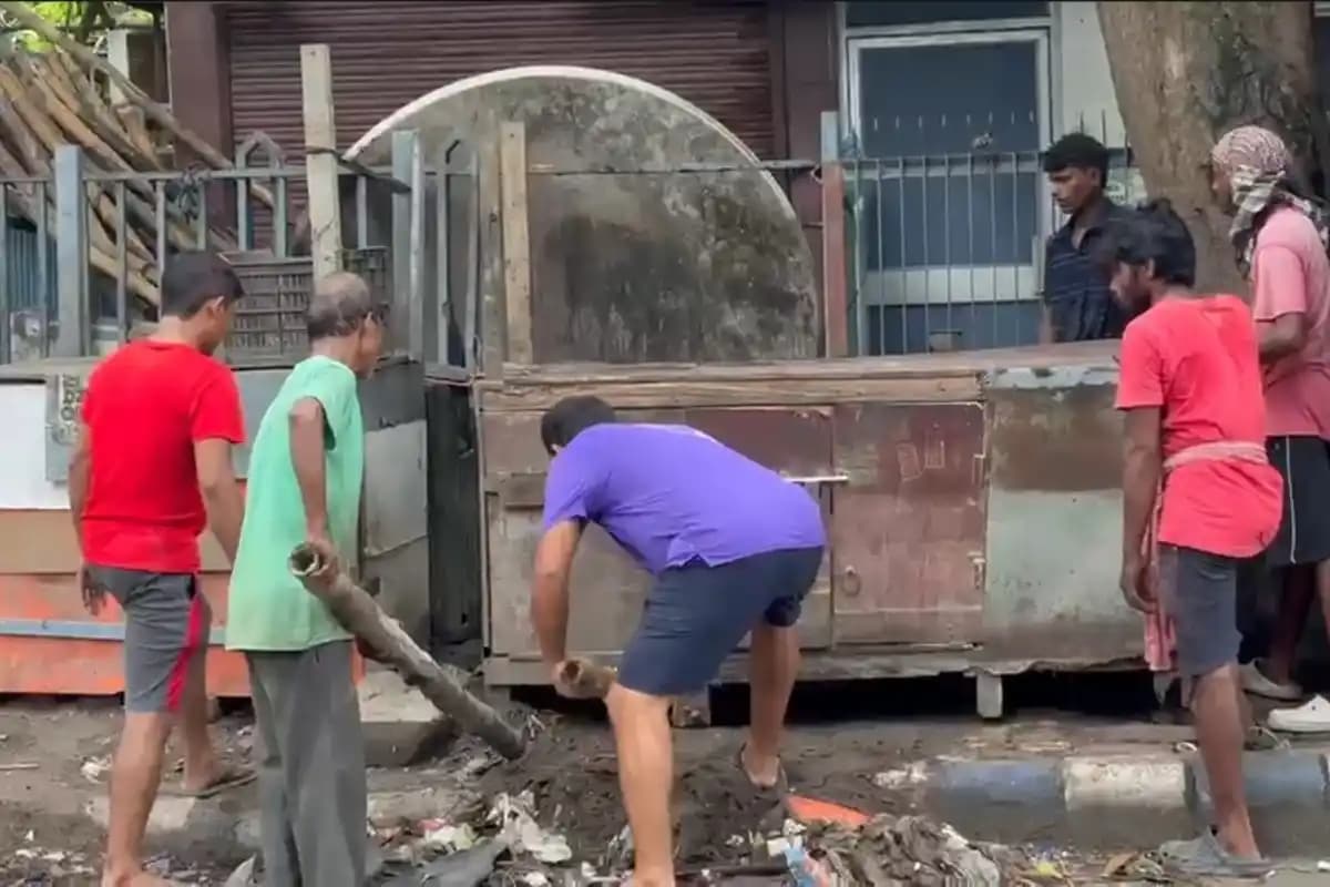 Kolkata News: सेक्टर फाइव में अस्थायी दुकानों पर सख्ती, दुकानदारों की बढ़ी चिंता