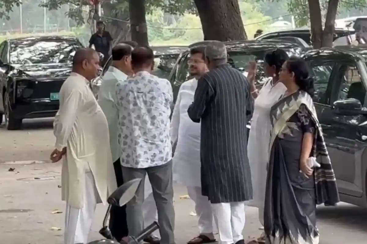 Kolkata News: एक जुलाई कार्यक्रम की तैयारियों का जायजा लेने गांधी प्रतिमा पहुंचे ऋतुब्रत, तृणमूल ने शुरू की तैयारी