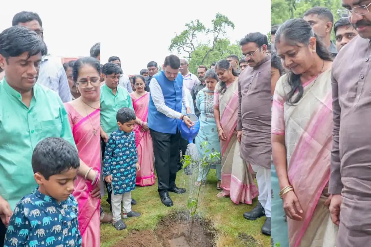 मुख्यमंत्री देवेंद्र फडणवीस ने नागपुर में संतरे का पौधा लगाकर पर्यावरण संरक्षण और हरित विकास का संदेश दिया