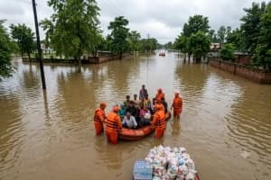 Amravati Heavy Rain Flood Review Sunetra Ajit Pawar: अमरावती में भारी बारिश और बाढ़ जैसे हालात, उपमुख्यमंत्री सुनेत्रा अजित पवार ने की समीक्षा