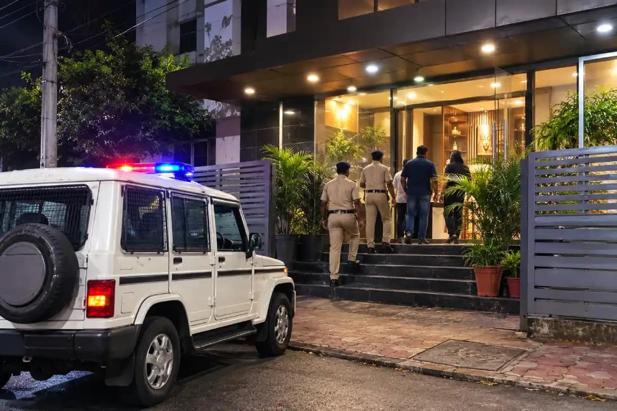 नागपुर में एक्सोटिका स्पा पर पुलिस का छापा, अनैतिक देह व्यापार मामले में दो गिरफ्तार