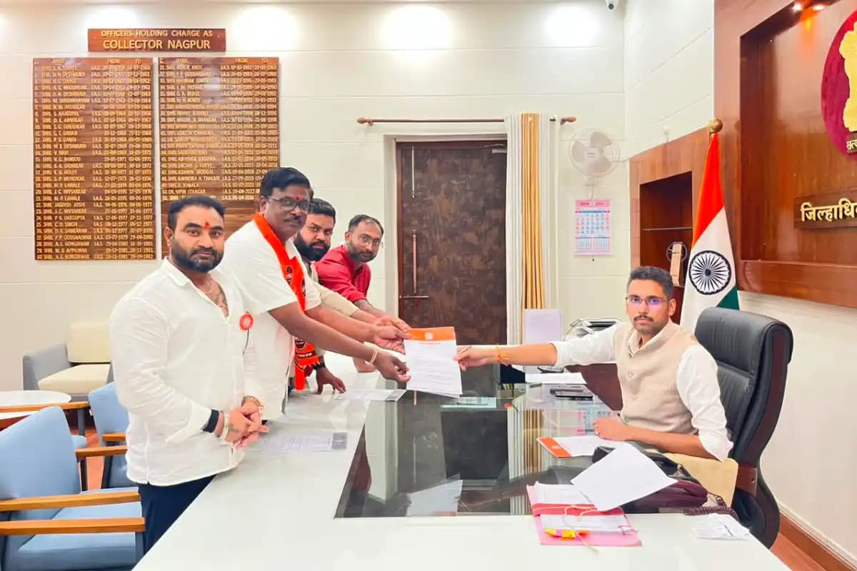 नागपुर में एसआईआर प्रक्रिया की समय सीमा बढ़ाने की मांग, मनसे ने जिलाधिकारी को सौंपा ज्ञापन