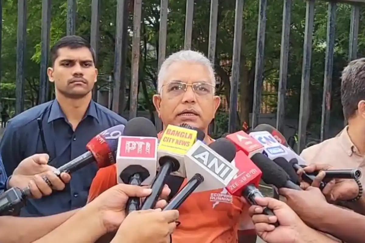 Kolkata News: मोहन भागवत के बयान, परिसीमन विधेयक और झारखंड छात्र आंदोलन पर दिलीप घोष की प्रतिक्रिया