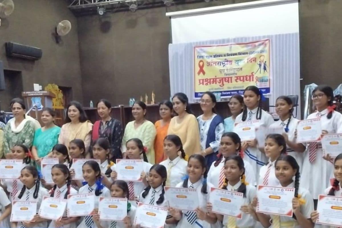 Nagpur HIV Awareness: सेंट उर्सुला में रेड रिबन क्विज, छात्राओं को मिली एड्स से बचाव की जानकारी