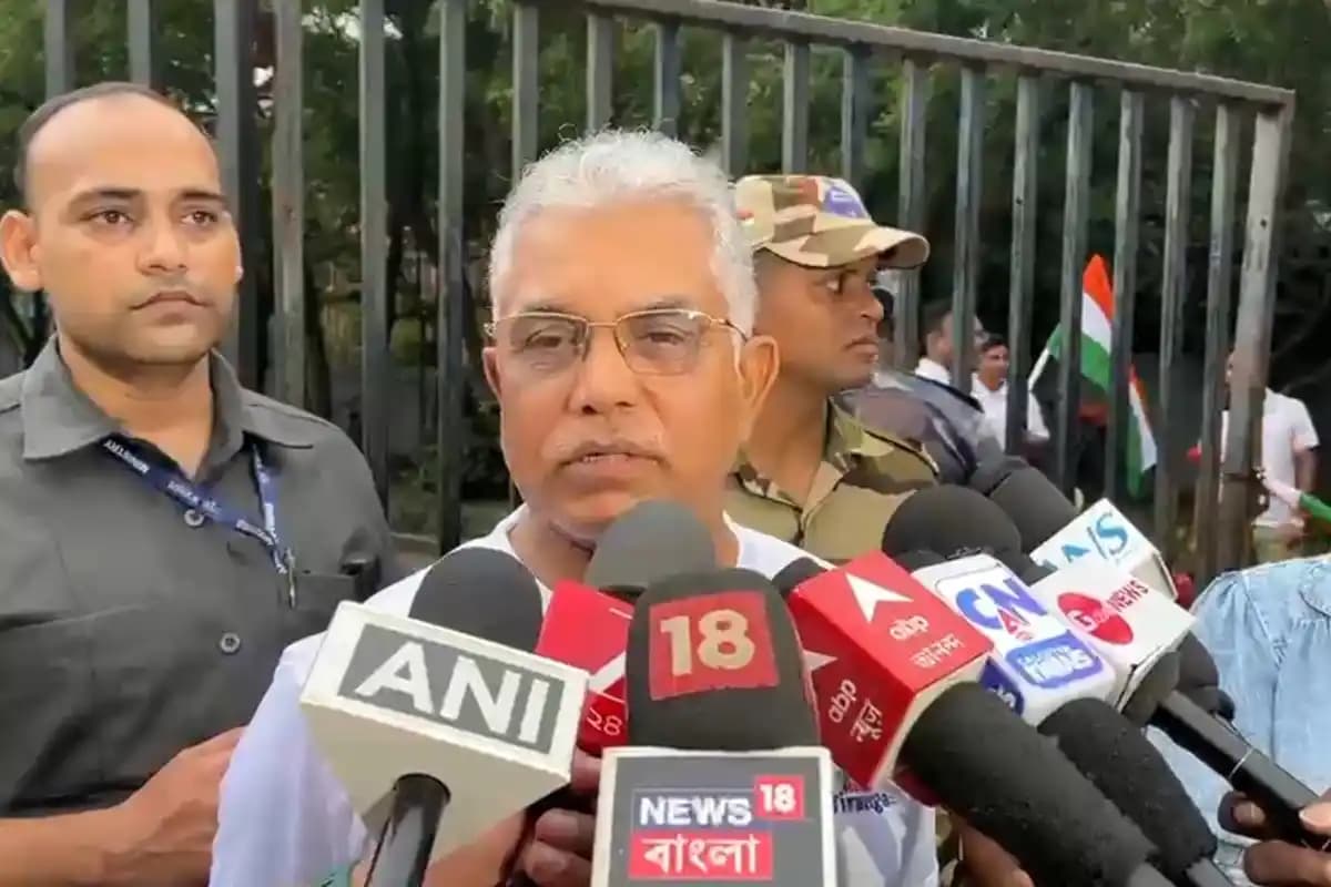 Kolkata News: दिलीप घोष ने ममता बनर्जी पर साधा निशाना, संपत्ति से लेकर पानिहाटी मामले तक उठाए सवाल