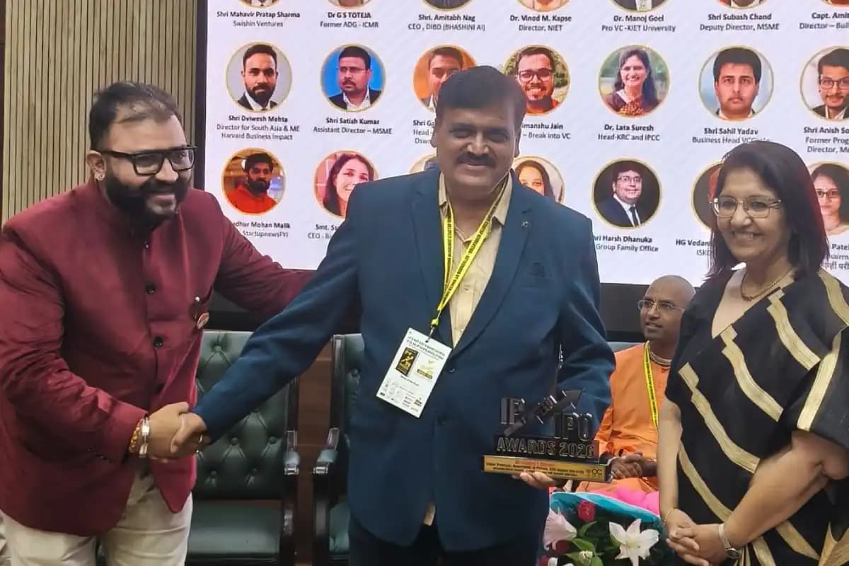 नागपुर विश्वविद्यालय के डॉ. संजय ढोबळे को ‘आईपी टू आईपीओ अवॉर्ड 2026’, 149 पेटेंट के लिए मिला सम्मान