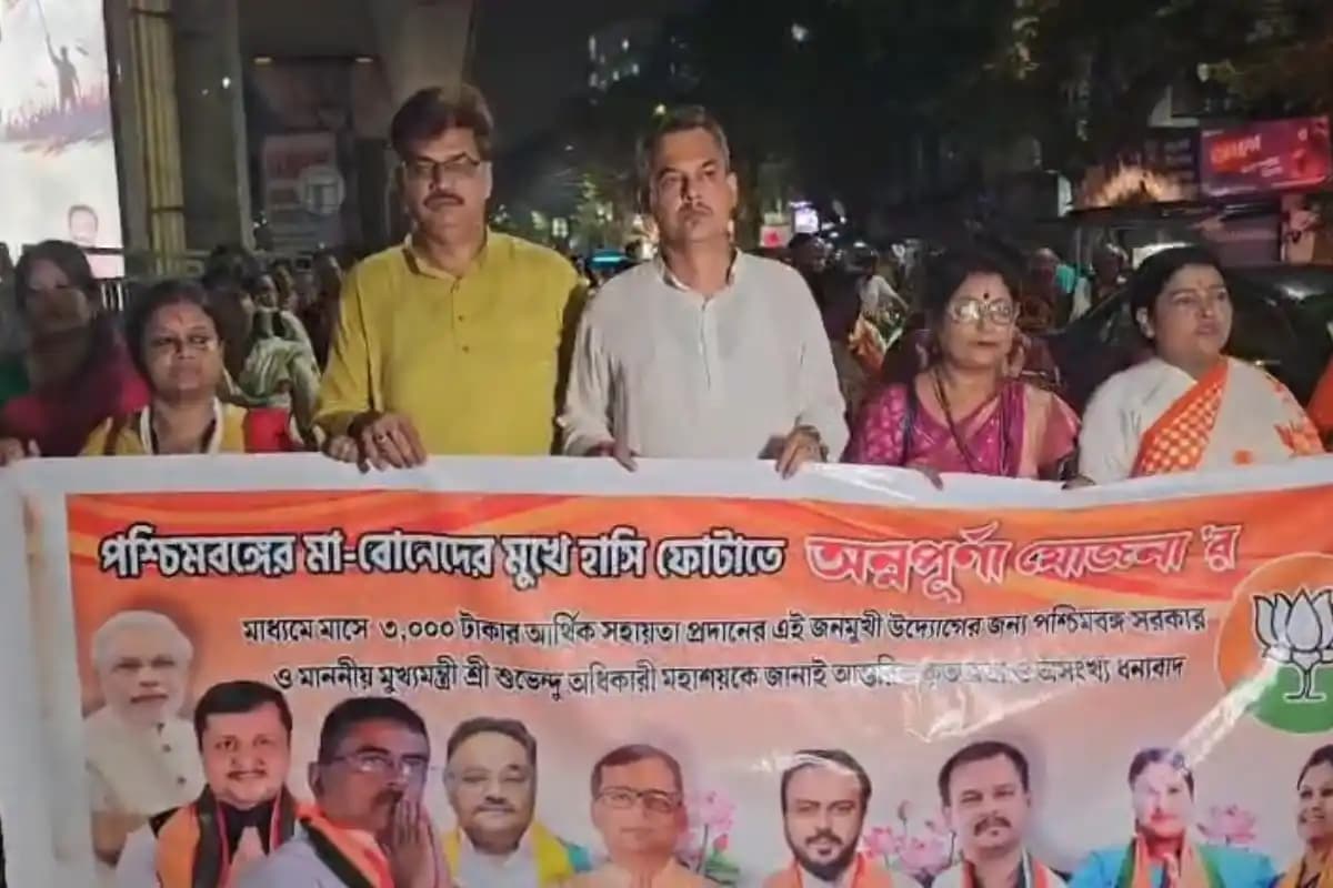 बेहाला में भाजपा महिला मोर्चा ने निकाली धन्यवाद यात्रा, अन्नपूर्णा भंडार की राशि मिलने पर जताया आभार