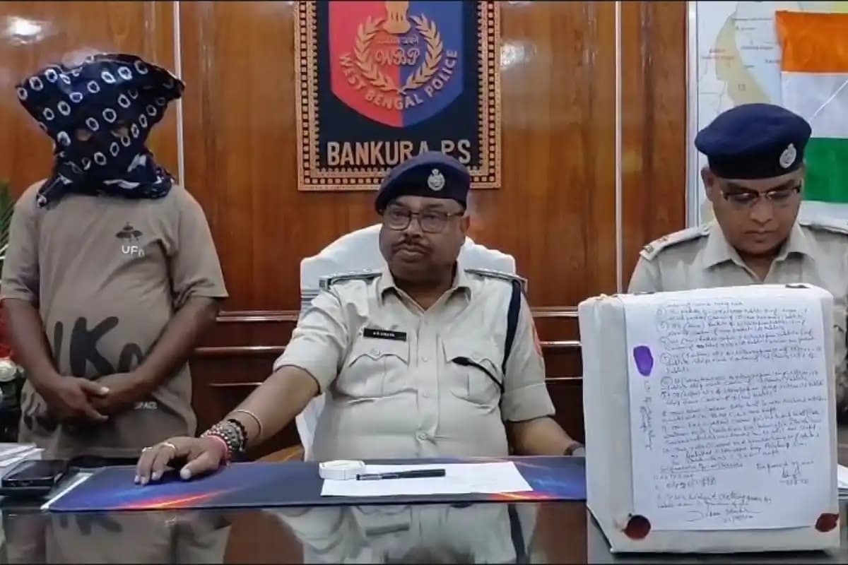 बांकुड़ा के केठारडांगा में बड़ी मात्रा में प्रतिबंधित कफ सिरप और नशीली गोलियां बरामद, मुख्य आरोपी गिरफ्तार