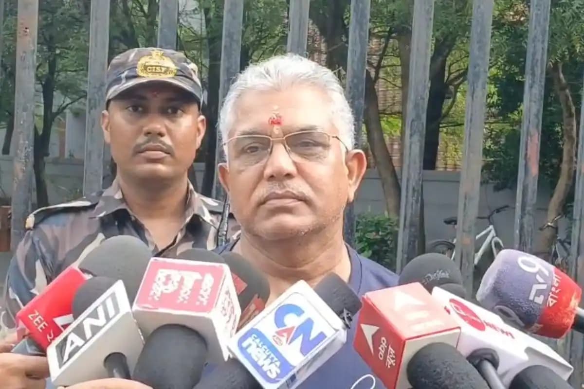 कोलकाता के इको पार्क में दिलीप घोष से तृणमूल के बैनर विवाद, पुलिस पर आरोप और नेपाल बाढ़ को लेकर पूछे गए सवाल