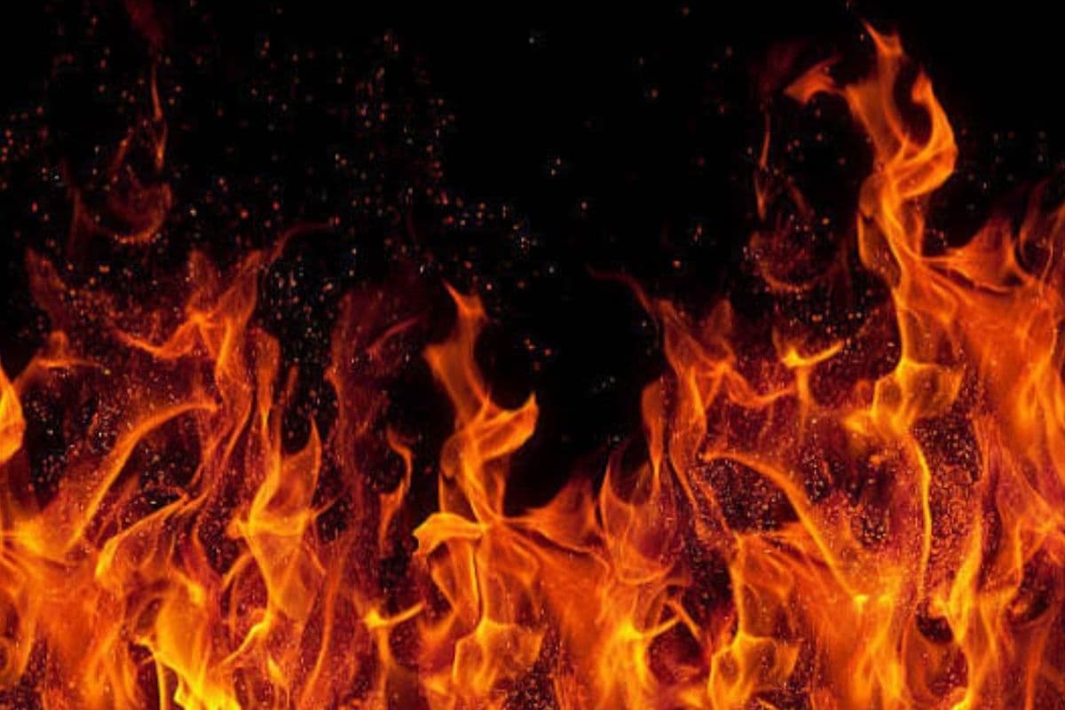 Savner Fire News: सावनेर दादाजी मंदिर परिसर में घर में लगी आग