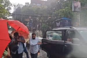 Camac Street Case Sumit Roy Derek O'Brien Police Summons: कैमाक स्ट्रीट मामले में डेरेक ओ'ब्रायन के बाद थाने पहुंचे अभिषेक बनर्जी के करीबी सहायक सुमित रॉय