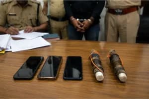 Nagpur Live Detonators Mobile Theft Arrest: नागपुर में चोरी के मोबाइल के साथ दो जिंदा डेटोनेटर बरामद, वरोरा की कोयला खदान में काम करता था आरोपी