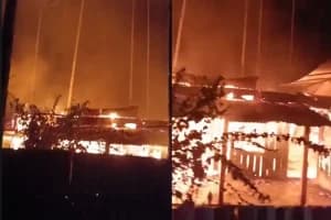 Belacoba Station Colony House Fire: जलपाईगुड़ी के बेलाकोबा स्टेशन कॉलोनी में घर में लगी भीषण आग, दमकल के देर से पहुंचने पर लोगों में गुस्सा
