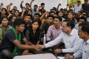 Nashik Tribal Students Protest: भूख हड़ताल खत्म, आदिवासी छात्रों के आगे झुकी सरकार