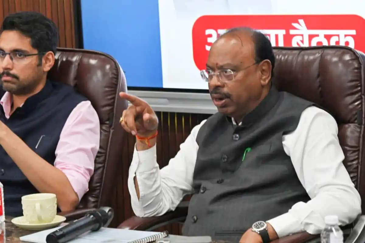नागपुर के बेसा-पिपला में नियमित जलापूर्ति के लिए स्थायी समाधान के निर्देश, पालकमंत्री चंद्रशेखर बावनकुले ने की समीक्षा