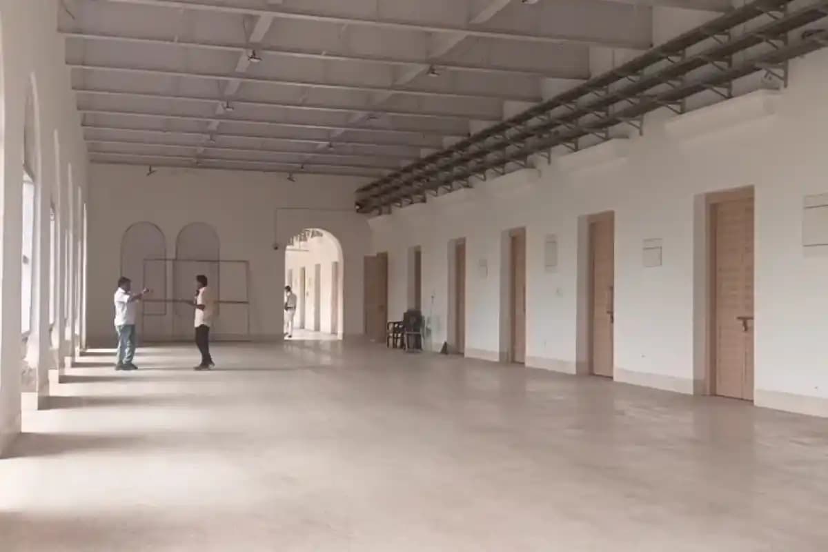 कोलकाता के राइटर्स बिल्डिंग में मुख्यमंत्री और मंत्रियों के कक्ष तैयार, 10 अक्टूबर तक काम पूरा करने का लक्ष्य
