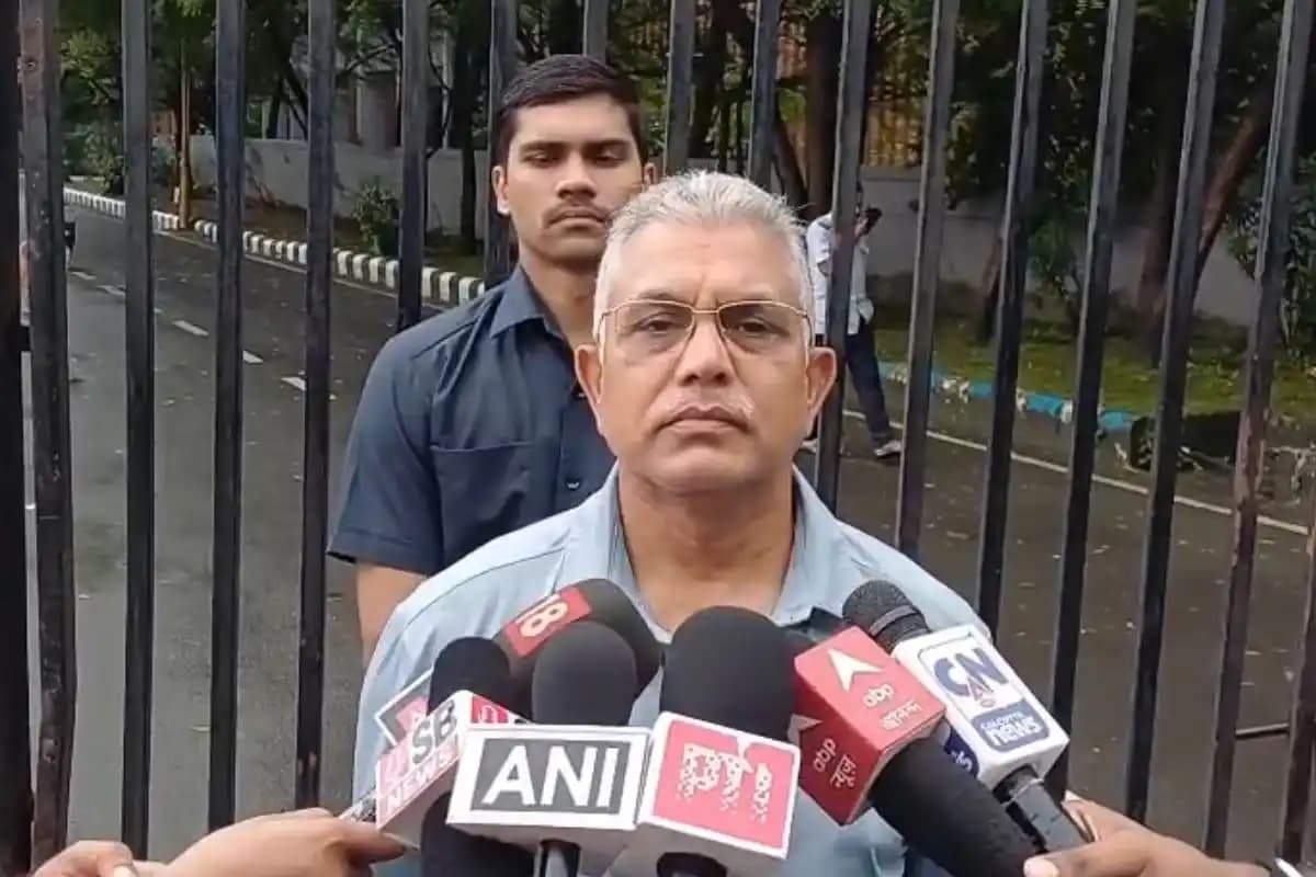 पश्चिम बंगाल में राजनीतिक घटनाओं पर दिलीप घोष की प्रतिक्रिया, यदवपुर से दुर्गापूजा अनुदान तक उठाए कई मुद्दे
