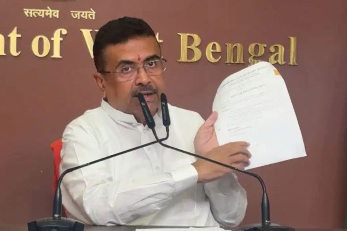 ममता बनर्जी की 2021 की चोट पर फिर विवाद, शुभेंदु अधिकारी ने दिखाई ‘नो फ्रैक्चर’ रिपोर्ट