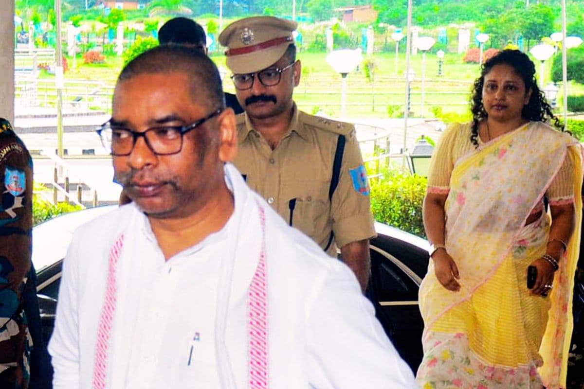 Hemant Soren News: देश को कमजोर और बांटने का काम कर रही केंद्र की भाजपा सरकार