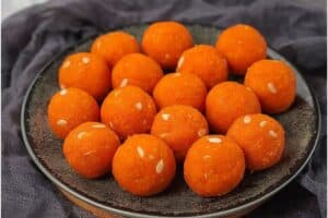 Motichoor Laddoo Recipe: गणेश चतुर्थी पर घर में बनाएं बप्पा का फेवरेट मोतीचूर लड्डू