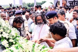 Shibu Soren Funeral Hemant Soren Emotional Post