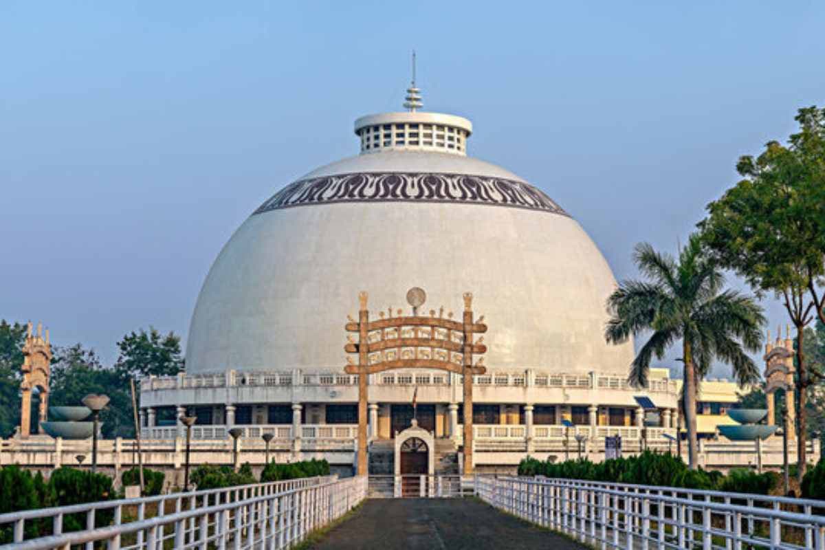 Ashoka Statue Journey: केरल से नागपुर तक सम्राट अशोक की 10 फुट ऊँची प्रतिमा की धम्म यात्रा, दीक्षाभूमि पर होगी धम्मदीक्षा