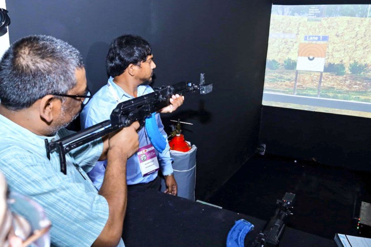 रांची में ‘ईस्ट टेक 2025’ का भव्य आगाज़, खेलगांव स्टेडियम में प्रदर्शित हुई स्वदेशी रक्षा तकनीकें