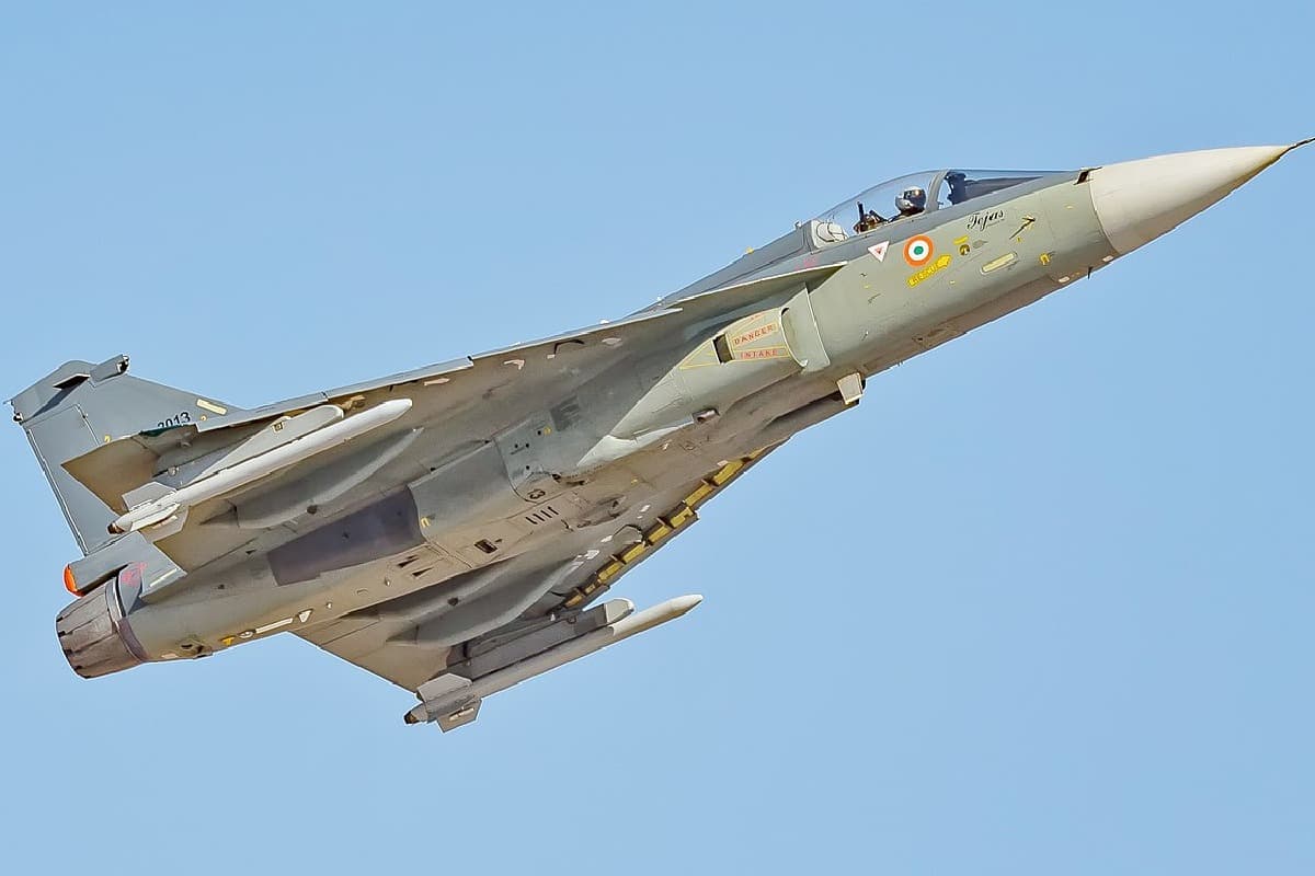 Breaking: दुश्मनों को थर्रा देगा ‘तेजस’! IAF के लिए 97 LCA Mk-1A Jets पर 62,370 करोड़ की डील