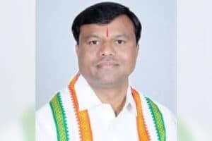 Threat to Rahul Gandhi, Illegal Liquor Allegations & Power Protest Plan