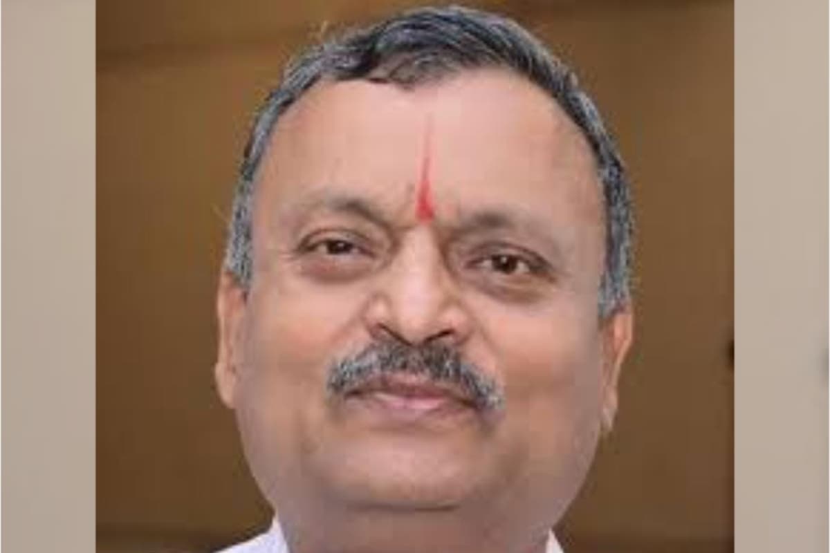 नागपुर: भाजपा महानगर अध्यक्ष दयाशंकर तिवारी ने बूथ अध्यक्षों से कहा—कोई मतदाता संपर्क से बाहर न रहे