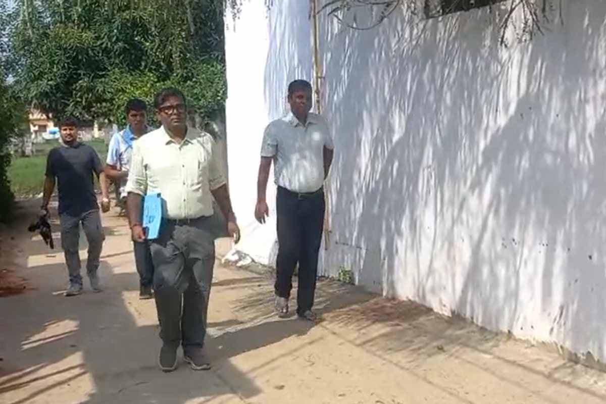 दरभंगा हाउसिंग कॉलोनी विजिलेंस में बड़ी कार्रवाई — बिजली विभाग के इंजीनियर के ठिकाने से भारी नकदी बरामद