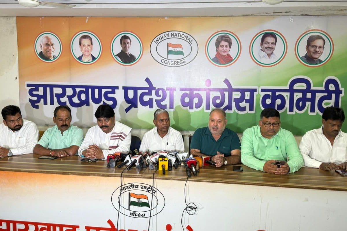 सूचना का अधिकार हुआ कमजोर, पारदर्शिता पर पड़ा आघात — झारखंड कांग्रेस ने केंद्र पर लगाया गंभीर आरोप