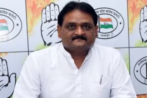 Chhattisgarh: कांग्रेस का आरोप, भाजपा ने 2 साल में छत्तीसगढ़ को अवैध शराब और नशे का गढ़ बना दिया | BJP Turns Chhattisgarh Into Drug Hub - Congress