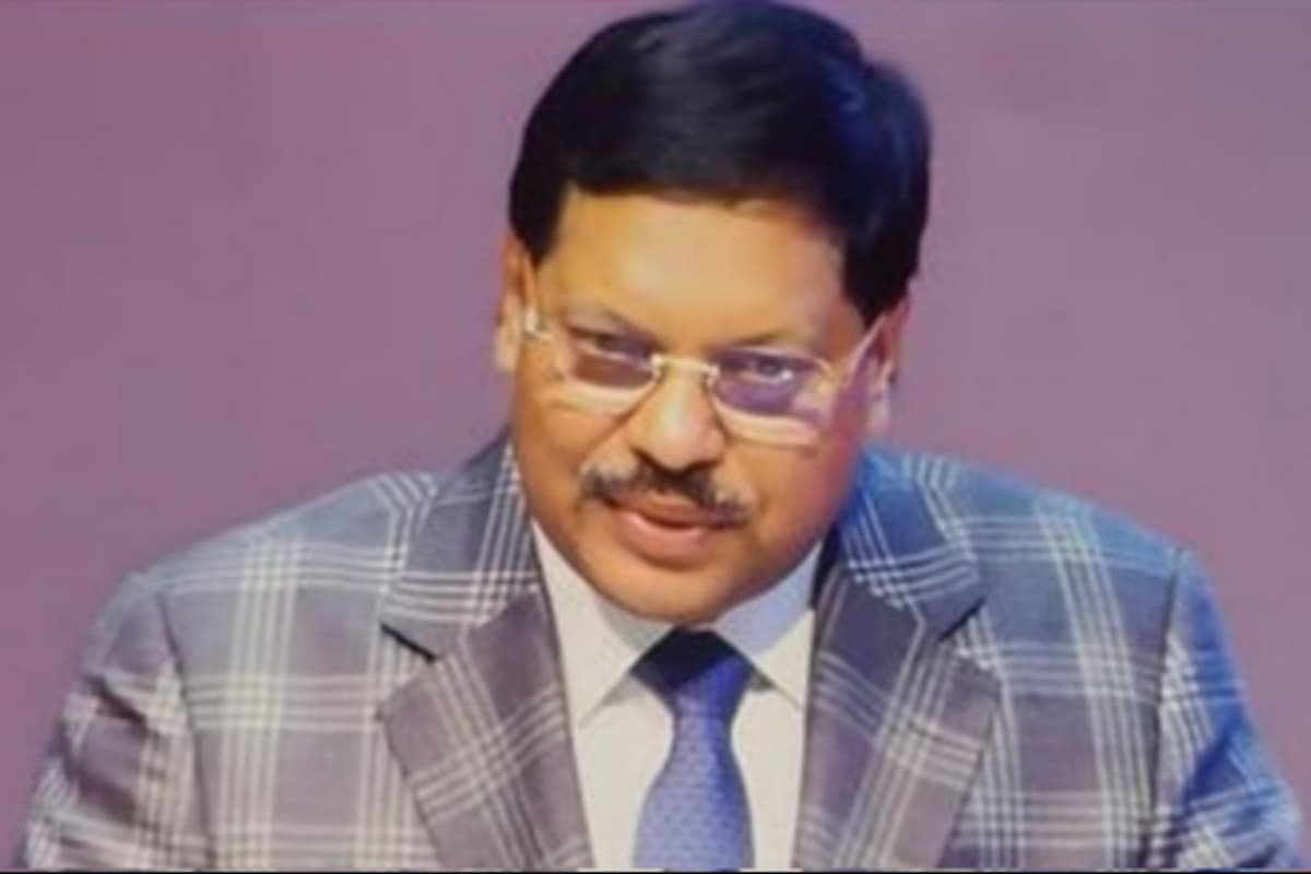 सुप्रीम कोर्ट में जूता फेंकने की घटना: CJI गवै ने कहा “आश्चर्यचकित, पर यह अब भूला हुआ अध्याय है”