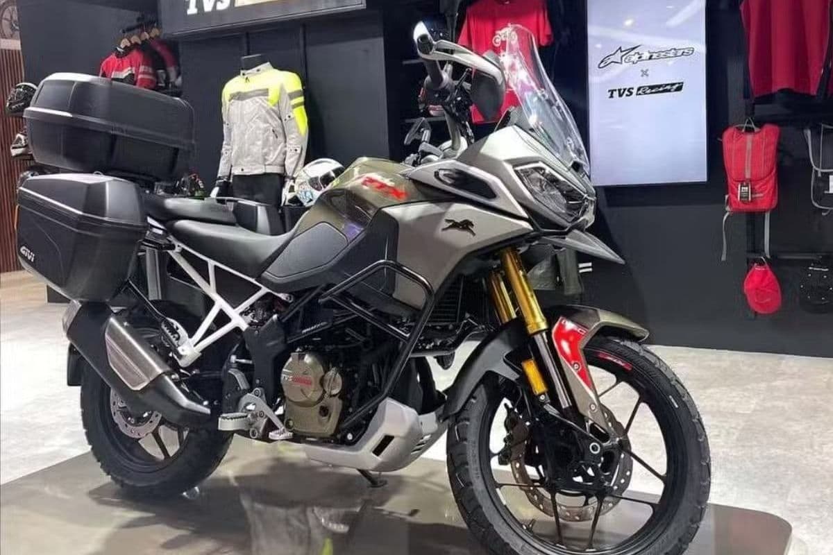 TVS Apache RTX 300 भारत में लॉन्च: टीवीएस की पहली एडवेंचर बाइक, कीमत 2.5-2.8 लाख रुपये
