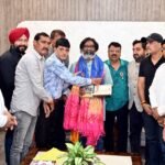 हेमन्त सोरेन से रांची जिला दुर्गा पूजा समिति के प्रतिनिधिमंडल ने की मुलाकात