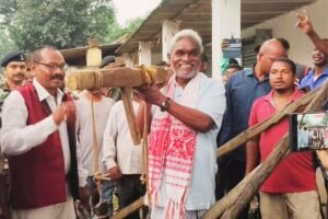 RIMS-2 Protest News: नगड़ी के किसान तेज करेंगे आंदोलन, ‘एक मुट्ठी चावल, 10 रुपए’ का मांगा सहयोग