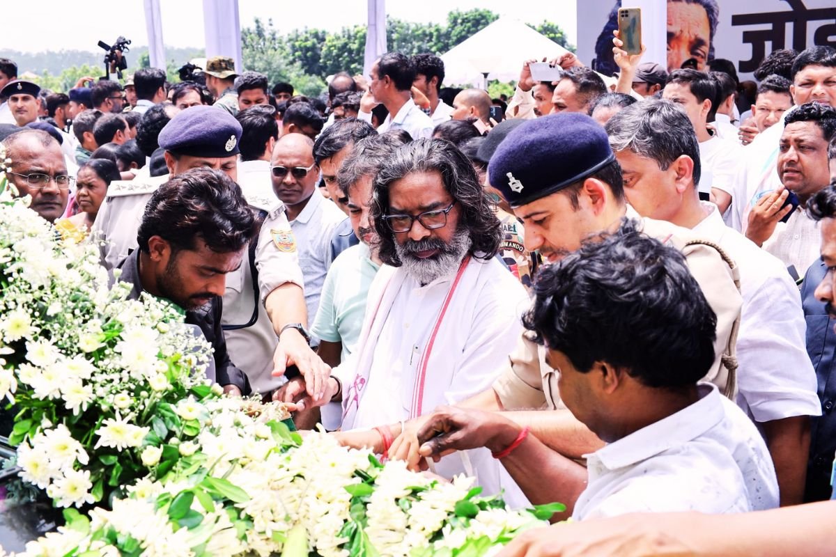 Shibu Soren Funeral Hemant Soren Emotional Post