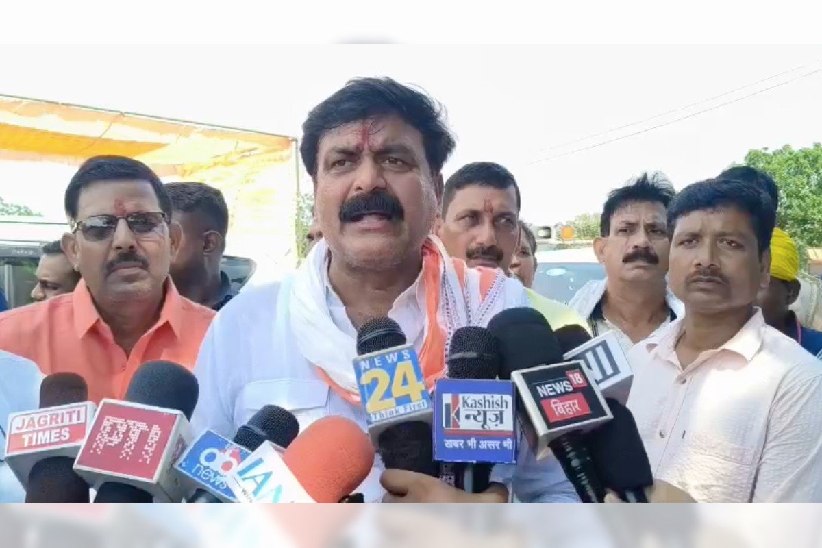 Adhoura Bihar Villages to Get Electricity After 78 Years | Minister Mohammad Zama Khan Inaugurates Project