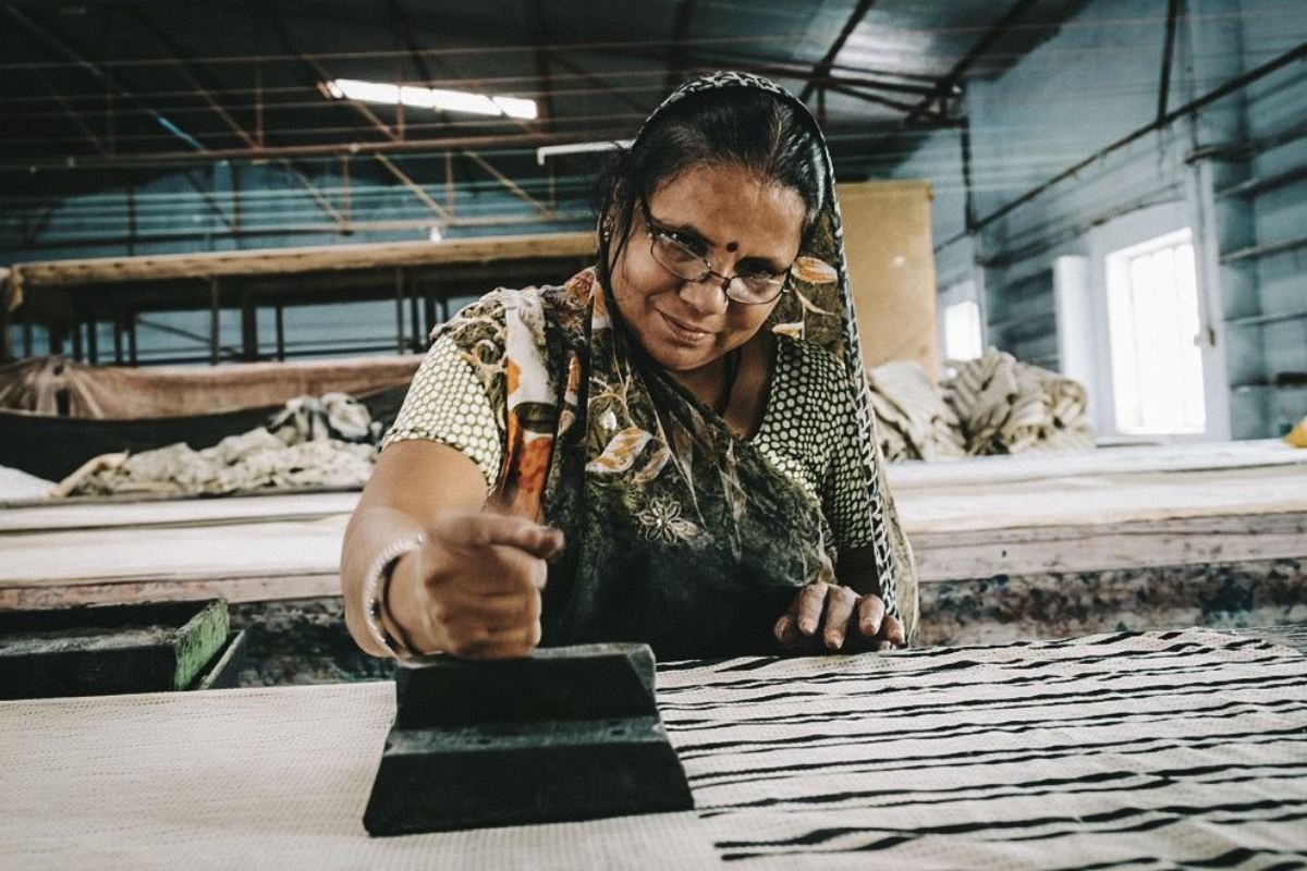 Koradi Kalamkari Garment Cluster: ₹5 Crore Fund to Train 200 Rural Women