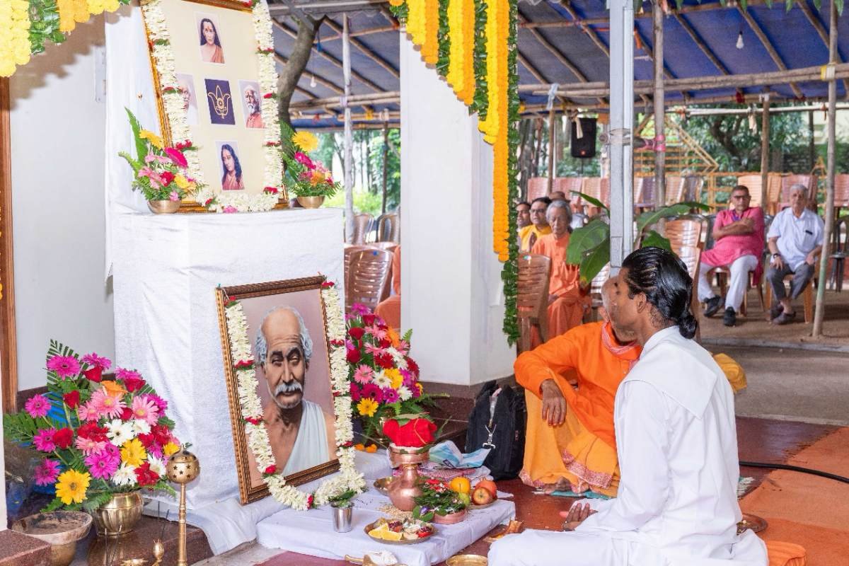 Lahiri Mahasaya's 197th birth anniversary celebrated at Yogoda Satsanga Branch Ashram, Ranchi | YSSO India