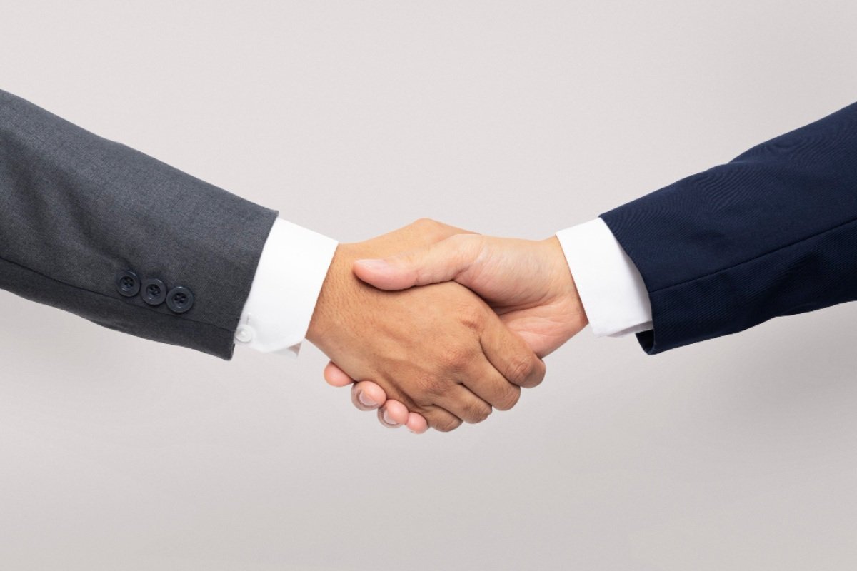 Maharashtra Govt Signs MoU | Maharashtra News