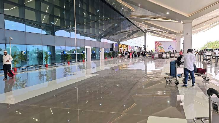 Patna Airport: Indian Mujahideen Suspect Arrested, हथियार और कैश बरामद