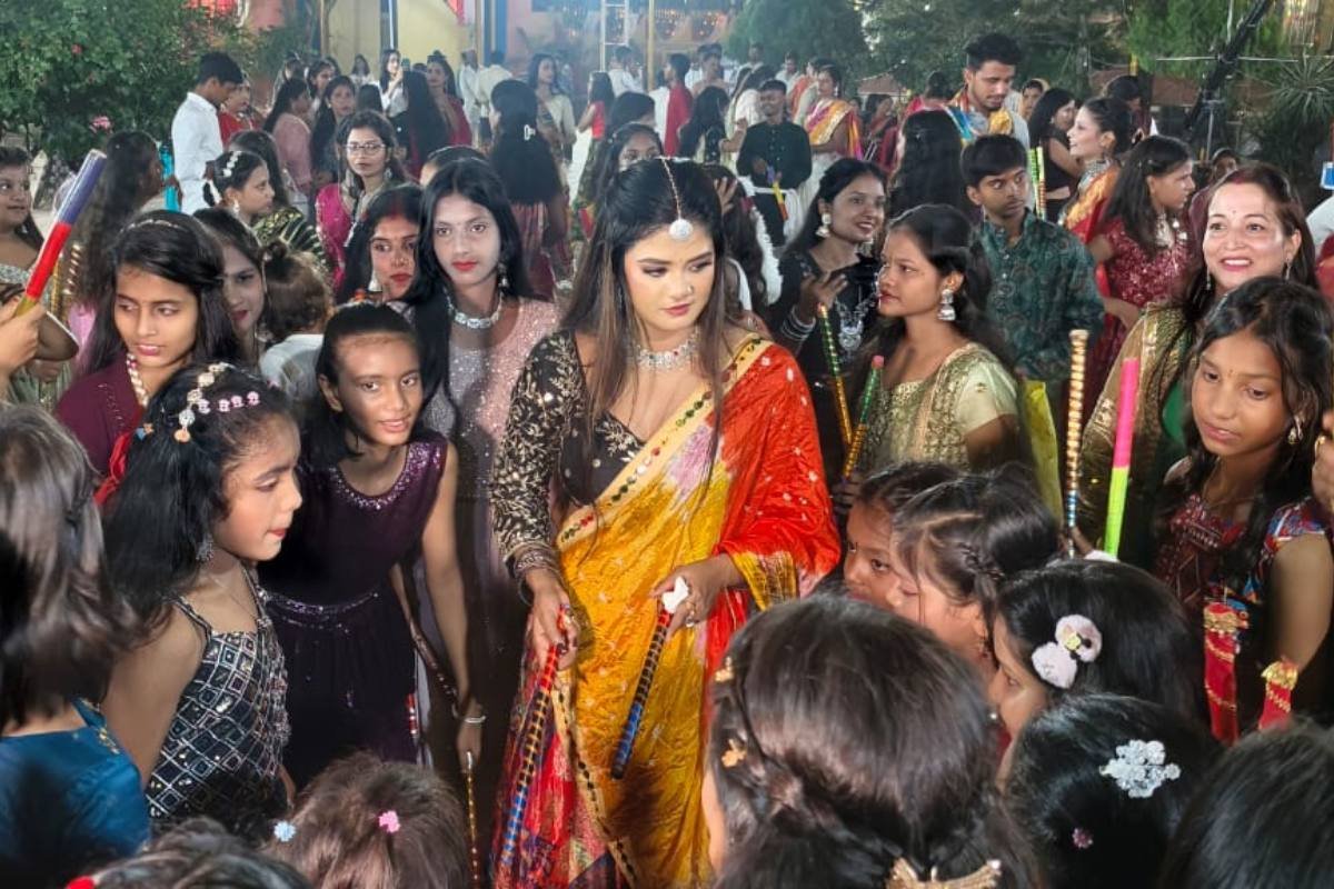 Siwan Navratri Celebration 2025 | डांडिया और गरबा से सजी सांस्कृतिक रौनक