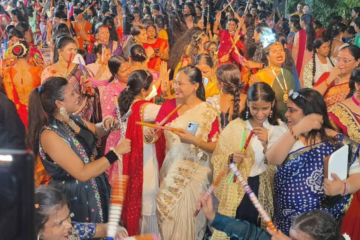 Siwan Navratri Dandiya Night Mahotsav 2025