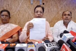 बेतिया में डीजल चोरी विवाद गरमाया: सांसद संजय जायसवाल का पलटवार, IAS पर साजिश का आरोप