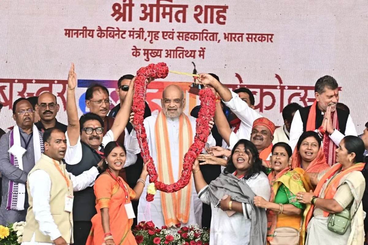 “स्वदेशी अपनाएँ, भारत को विश्व की सर्वोच्च आर्थिक शक्ति बनाएं” : अमित शाह 3 Amit Shah urges Swadeshi adoption – बस्तर में विकास और नक्सलवाद पर जोर
