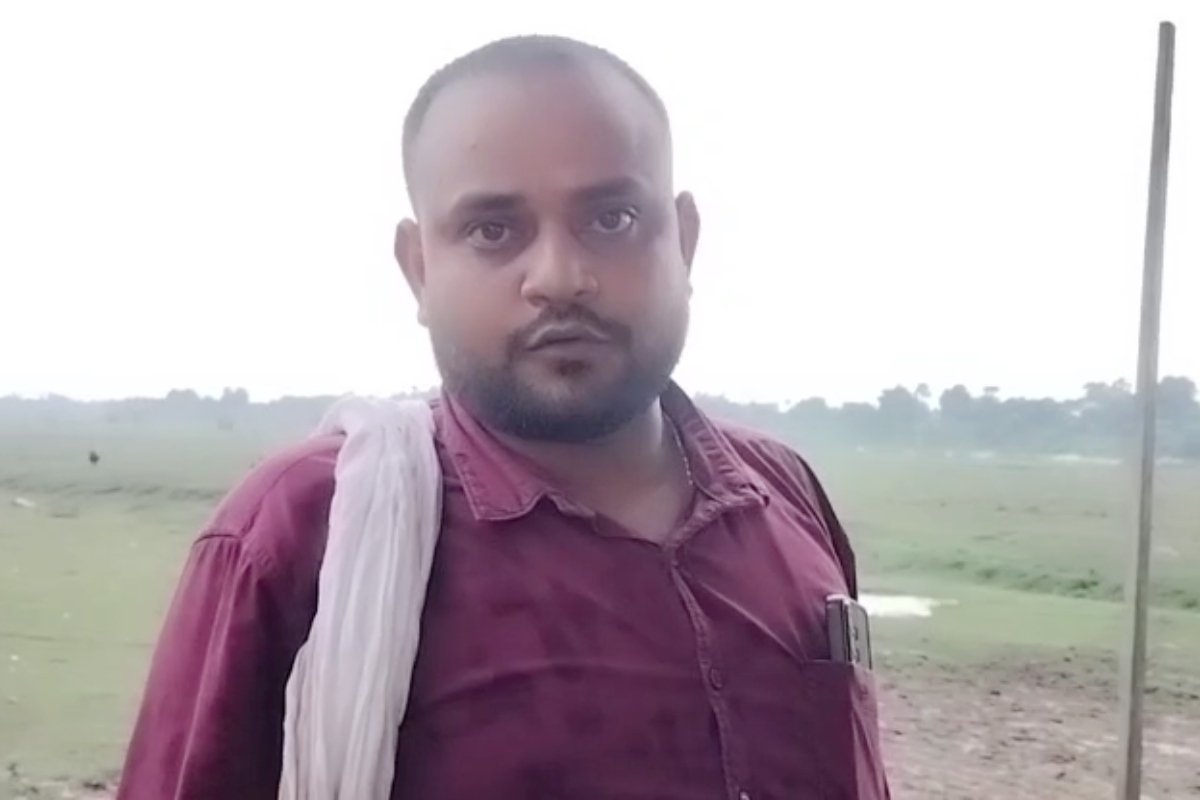 भागलपुर में पुल निर्माण की मांग को लेकर ग्रामीणों का धरना जारी, बीमार को अस्पताल पहुँचाने में लगते हैं घंटे 3 Bhagalpur: भागलपुर में पुल निर्माण की मांग को लेकर ग्रामीण धरने पर – Jagdishpur villagers protest for bridge construction